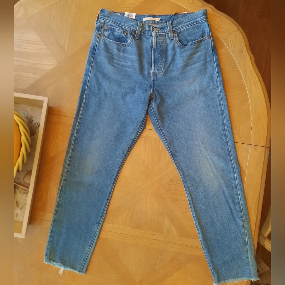 New!! Levi's Wedgie Icon